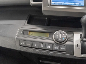 Минивэн Honda Freed 2012 года, 1150000 рублей, Красноярск