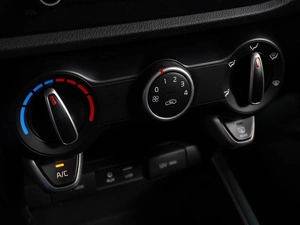 Хетчбэк Kia Rio X 2020 года, 1399000 рублей, Воронеж