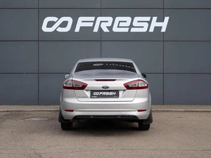Седан Ford Mondeo 2011 года, 1015000 рублей, Краснодар