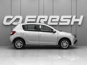 Хетчбэк Renault Sandero 2020 года, 999000 рублей, Ростов-на-Дону