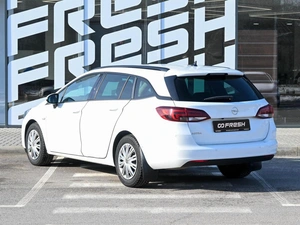Хетчбэк Opel Astra 2019 года, 1450000 рублей, Волгоград