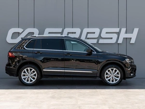Внедорожник Volkswagen Tiguan 2018 года, 2630000 рублей, Краснодар