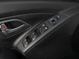 Внедорожник Hyundai ix35 2014 года, 1640000 рублей, Омск