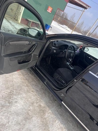 Седан Volkswagen Passat 2011 года, 950000 рублей, Красноярск