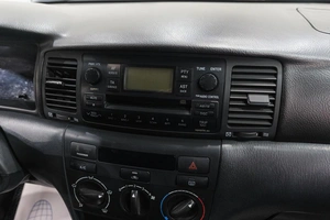 Седан Toyota Corolla 2005 года, 629000 рублей, Новокузнецк