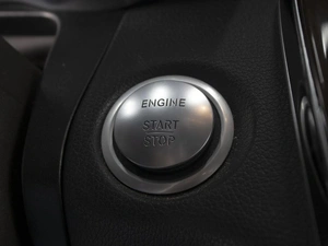 Внедорожник Mercedes-benz GLC-класс 2015 года, 2550000 рублей, Омск