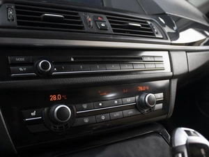 Седан BMW 5 серия 2010 года, 1630000 рублей, Омск