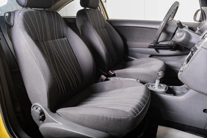 Хетчбэк Opel Corsa 2010 года, 379000 рублей, Томск