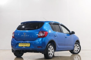 Хетчбэк Renault Sandero 2015 года, 849000 рублей, Новокузнецк