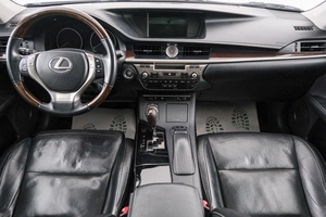 Седан Lexus ES 2014 года, 2269000 рублей, Красноярск