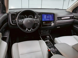 Внедорожник Mitsubishi Outlander 2020 года, 2230000 рублей, Краснодар