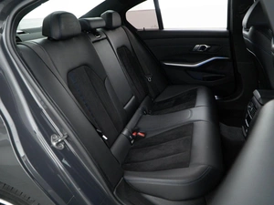 Седан BMW 3 серия 2019 года, 3298444 рублей, Москва
