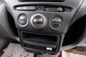 Минивэн Toyota Funcargo 2001 года, 459000 рублей, Красноярск