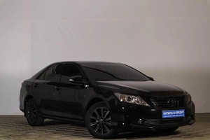 Седан Toyota Camry 2014 года, 1779000 рублей, Тюмень