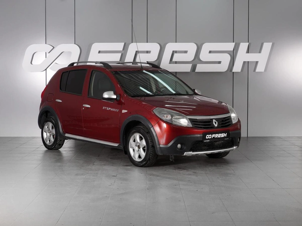 Хетчбэк Renault Sandero Stepway 2012 года, 549000 рублей, Красный Пахарь