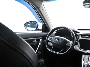 Внедорожник Geely Atlas Pro 2023 года, 2590000 рублей, Красноярск