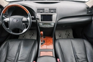 Седан Toyota Camry 2008 года, 1039000 рублей, Красноярск