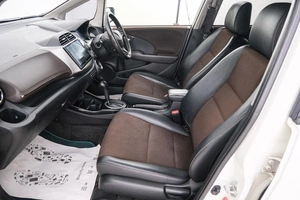 Универсал Honda Fit Shuttle 2012 года, 729000 рублей, Красноярск
