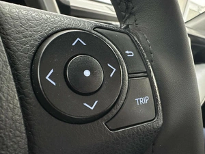 Внедорожник Toyota RAV4 2016 года, 2340000 рублей, Красноярск