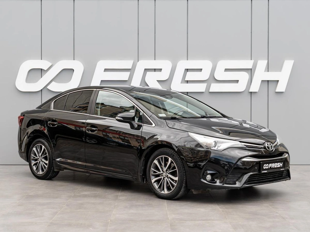Седан Toyota Avensis 2015 года, 1695000 рублей, Краснодар