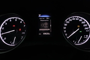 Седан Toyota Camry 2018 года, 3270000 рублей, Курск