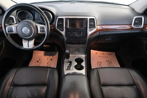 Внедорожник Jeep Grand Cherokee 2012 года, 2749000 рублей, Омск