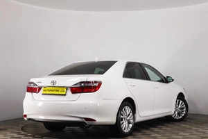 Седан Toyota Camry 2017 года, 2399000 рублей, Пермь