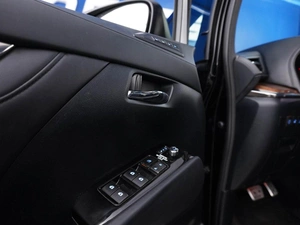 Минивэн Toyota Alphard 2016 года, 3548888 рублей, Москва
