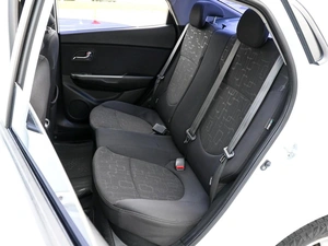 Седан Kia Rio 2012 года, 989000 рублей, Волгоград