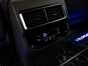 Минивэн Volkswagen Viloran 2023 года, 4349999 рублей, Москва