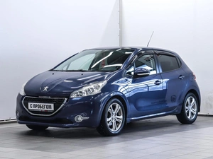 Хетчбэк Peugeot 208 2013 года, 710000 рублей, Красноярск