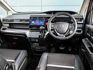 Минивэн Honda Stepwgn 2021 года, 2649000 рублей, Кирилловка
