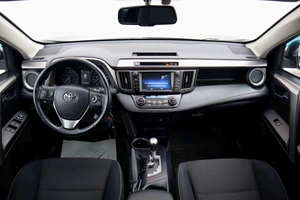 Внедорожник Toyota RAV4 2017 года, 2220000 рублей, Брянск