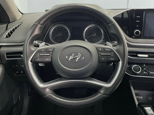 Седан Hyundai Sonata 2021 года, 2720000 рублей, Красноярск