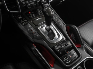Внедорожник Porsche Cayenne S 2013 года, 4119000 рублей, Тюмень