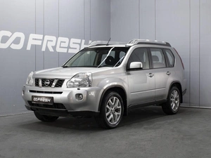 Внедорожник Nissan X-Trail 2010 года, 1270000 рублей, Омск