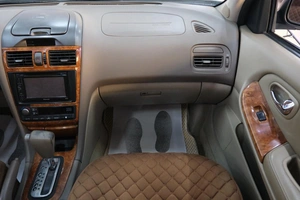 Седан Nissan Maxima 2005 года, 569000 рублей, Омск