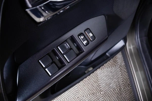 Внедорожник Toyota RAV4 2017 года, 2149000 рублей, Пермь
