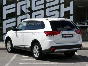Внедорожник Mitsubishi Outlander 2015 года, 1799000 рублей, Волгоград