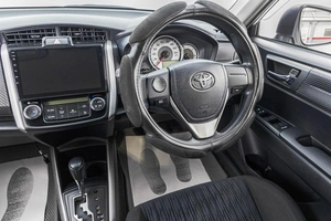 Универсал Toyota Corolla Fielder 2013 года, 1269000 рублей, Барнаул