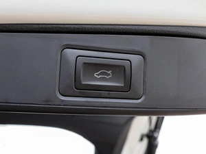 Внедорожник Toyota RAV4 2025 года, 4140000 рублей, Краснодар