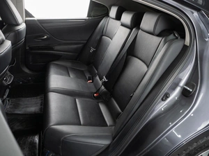 Седан Lexus ES 2021 года, 3977000 рублей, Тюмень