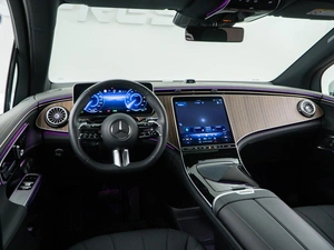 Внедорожник Mercedes-benz EQE SUV 2023 года, 7649056 рублей, Москва