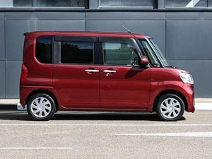 Минивэн Daihatsu Tanto 2017 года, 849000 рублей, Кирилловка