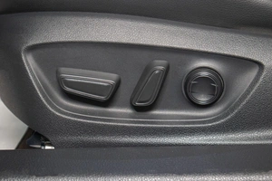 Седан Toyota Camry 2021 года, 3099000 рублей, Сургут