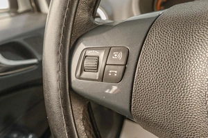 Хетчбэк Opel Corsa 2012 года, 699000 рублей, Челябинск