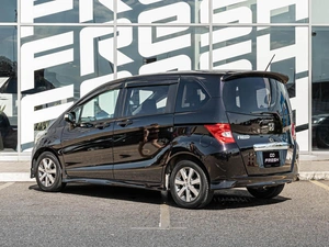 Минивэн Honda Freed 2010 года, 1065000 рублей, Краснодар