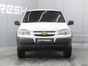 Внедорожник Chevrolet Niva 2019 года, 730000 рублей, Омск