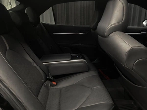 Седан Toyota Camry 2021 года, 3200000 рублей, Красноярск