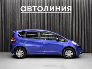 Хетчбэк Honda Fit 2011 года, 730000 рублей, Красноярск